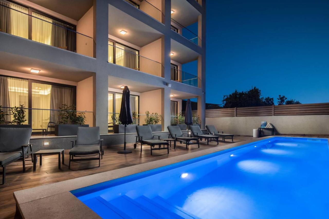 Ellure Luxury Suites Split Exterior photo